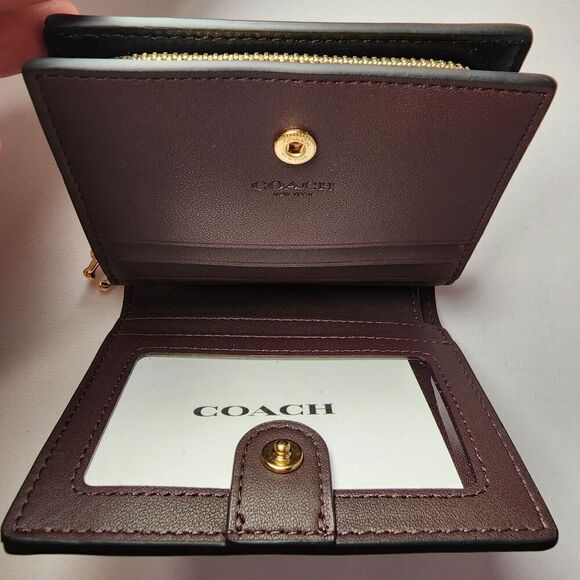 NWT Coach CC858 Snap Wallet In Signature Canvas With Fairytale Rose Print v2 - Picture 4 of 4